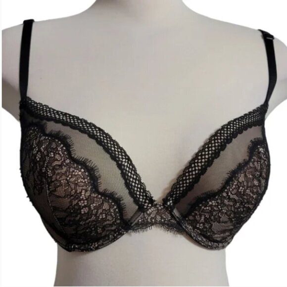 Victoria's Secret | Size 32DDD Black and Nude Lace Detail Push Up Bra - Picture 2 of 5